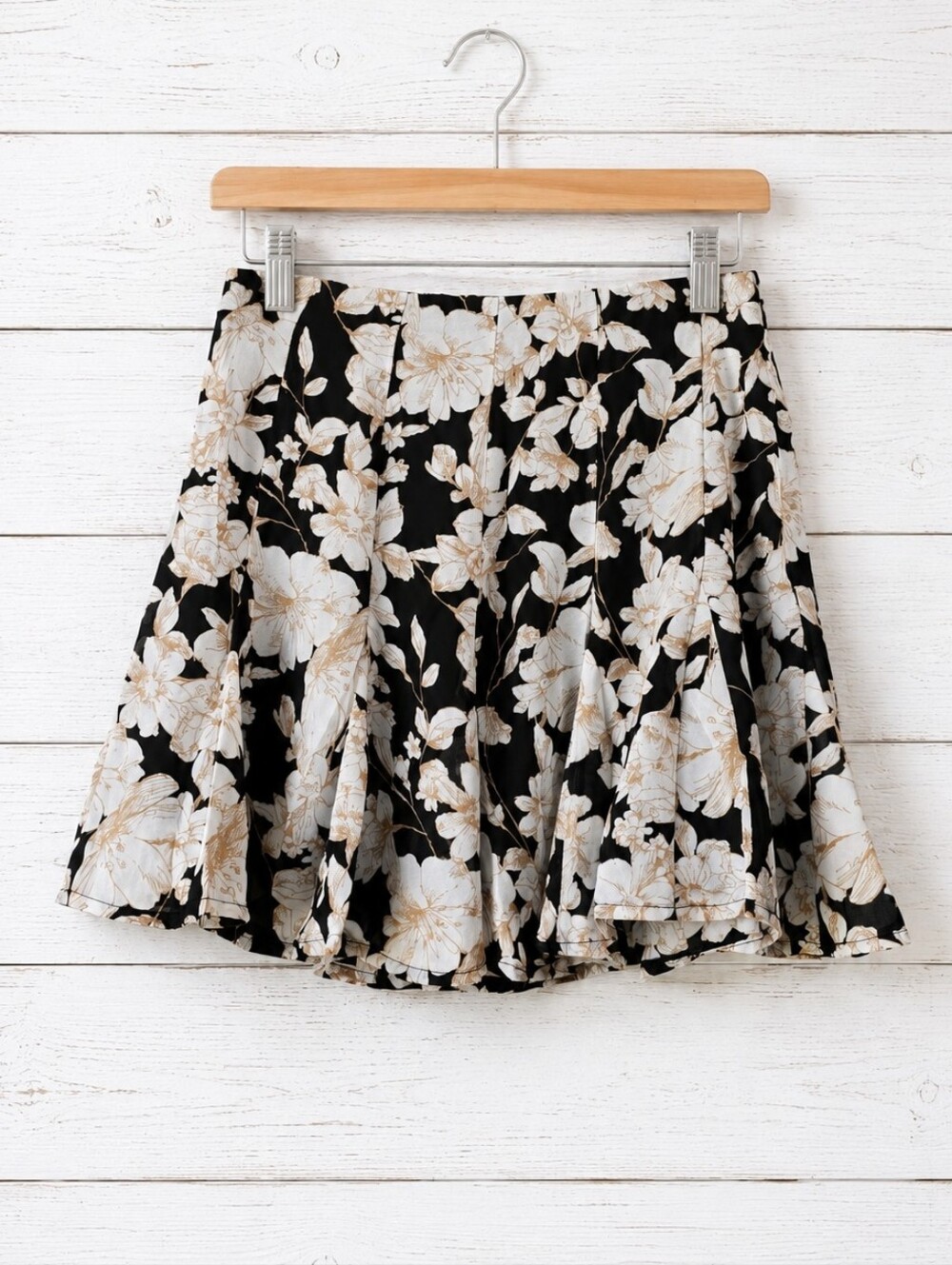 NWT Forever 21 Black Floral Circle Skirt with Cream & Tan Blooms Size S